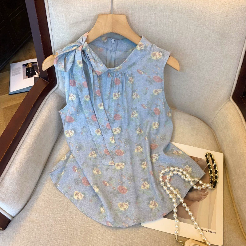 Реальный снимок лета 2025 года, сексуальное синее короткое платье с цветочным принтом и воротником на шее, утягивающее платье, дизайн с шнуровкой сверху