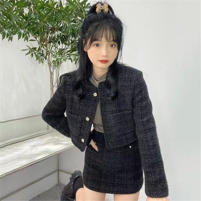 2025秋冬新款小个子小香风套装网红同款短款修身包臀半身裙两件套