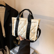 �����������Ů2024�ﶬ�n����Ᵽ�ر㮔���������ٴ��б���