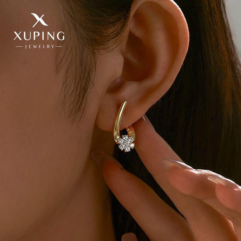 Pendientes Triangulares de Piedras Preciosas Artificiales de Diseño Versátil y Moderno de Xuping, Pendientes Sencillos y Elegantes para Mujer