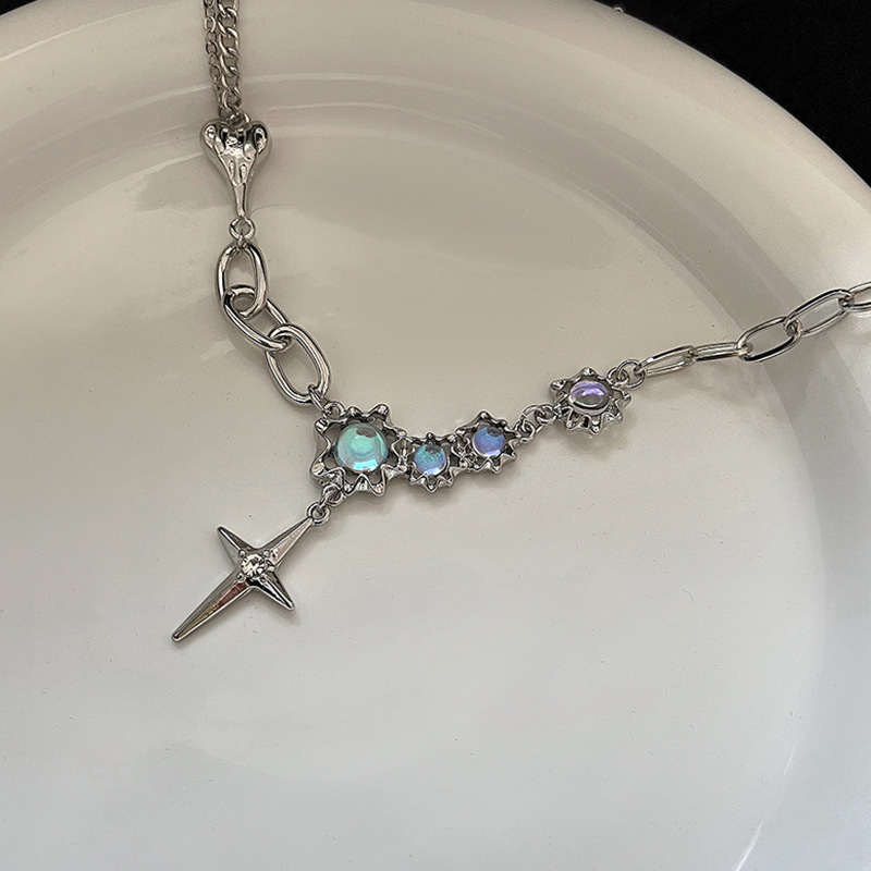 Fashion Cross Alloy Inlay Rhinestones Pendant Necklace