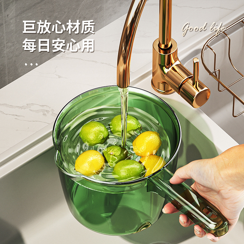capacious plastic water ladle for home use