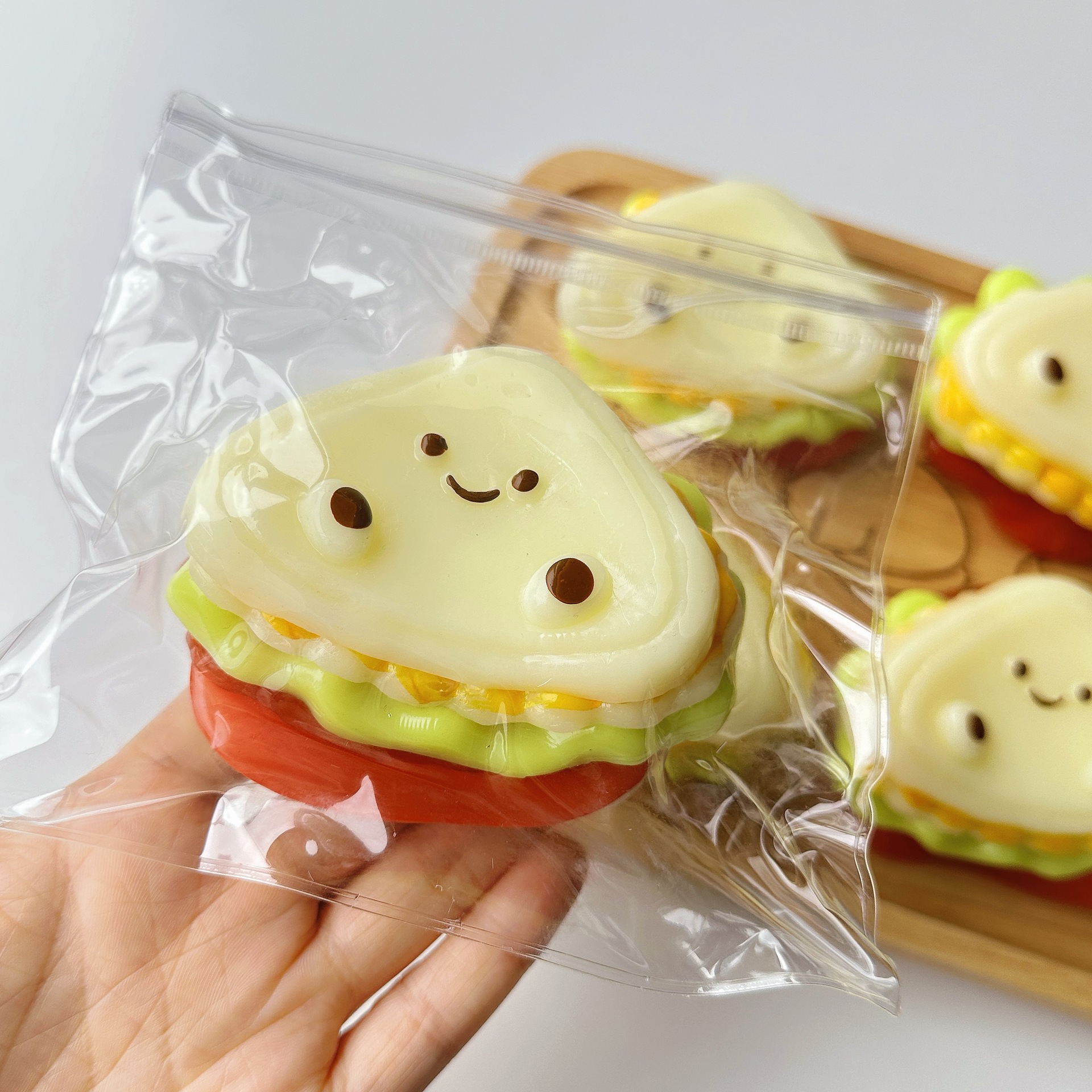 Lodo de la sensación de sufra crema pellizco pellizco Le juguete descompresor chica alta cara rebote lento sensación de agua artefacto descompresor