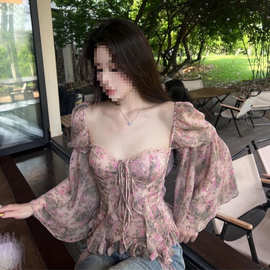 法式碎花不规则雪纺喇叭袖衬衫女夏季绝美气质收腰设计感纯欲上衣