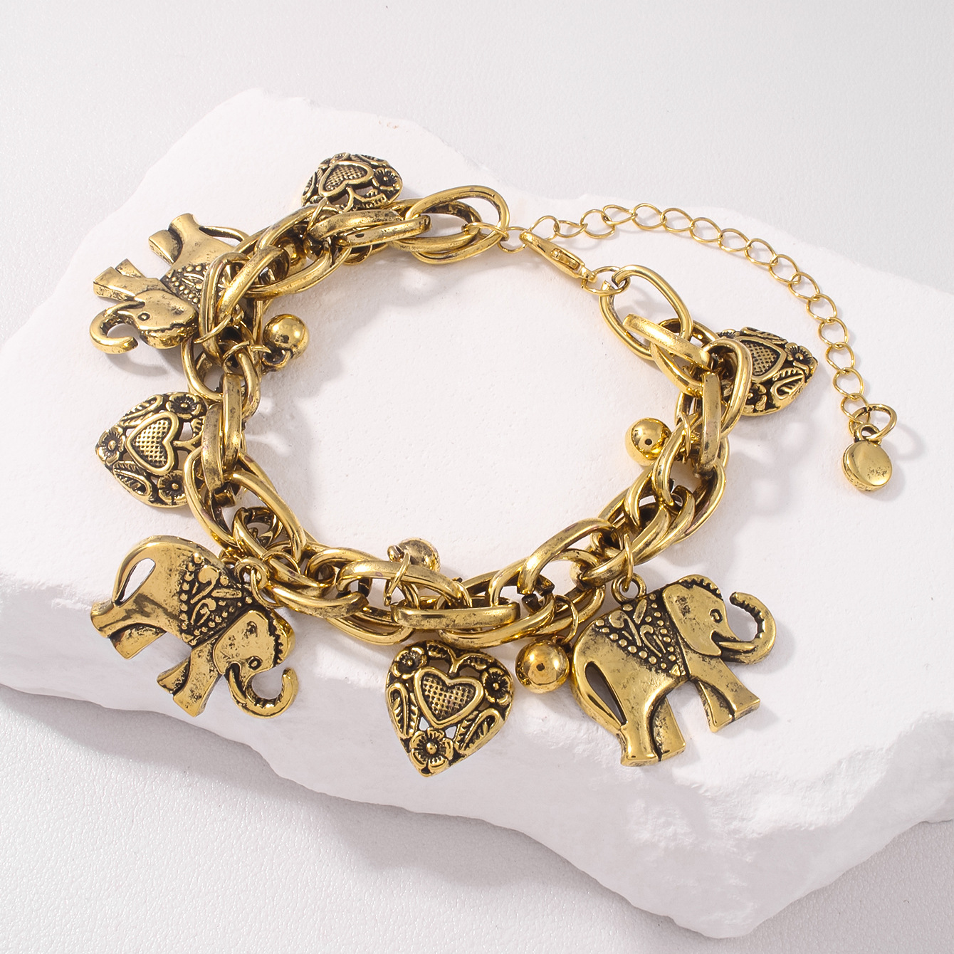 Alloy Material Heart Shape, Elephant Pattern Retro Heart Shape Elephant Alloy  Chain & Link Bracelets Wholesale