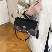 �¿�ײɫŮ��2025�p�ݕr�п羳�ٴ�ӡ��������W�t�ܼ҆μ�б���