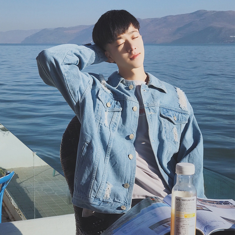 Hong Kong men's denim jacket spring 2020 new Korean casual spring and autumn student jacket men's spring wholesale Hong Kong men's denim jacket spring 2020 new Korean casual spring and autumn student jacket men's spring wholesale
