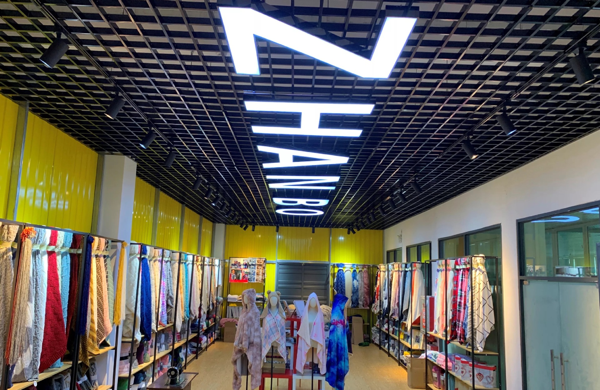 O1CN01NqYeMl26rynx5Sv6J_!!2813597716-0-cib.jpg?__r__=1655279938739