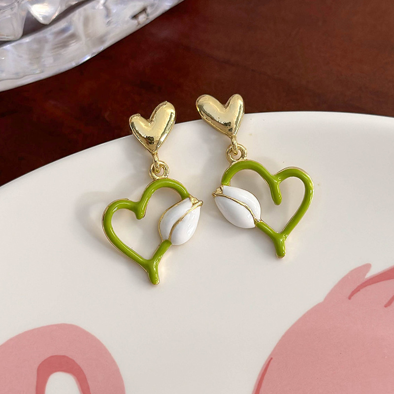 1 Pair Sweet Fruit Heart Shape Flower Stoving Varnish Inlay Alloy Resin Copper Rhinestones Pearl Ear Studs display picture 13