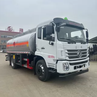 支持出口 东风锦程15.5立方米加油车 碳钢管体 超大容量 厂家现货