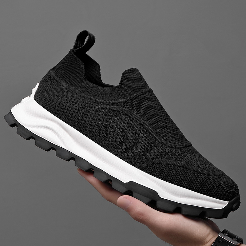 2025 Spring and Summer New Breathable Cloth Shoes Slip-on Lazy Shoes Casual sneaker Lightweight Thin Men's Shoes