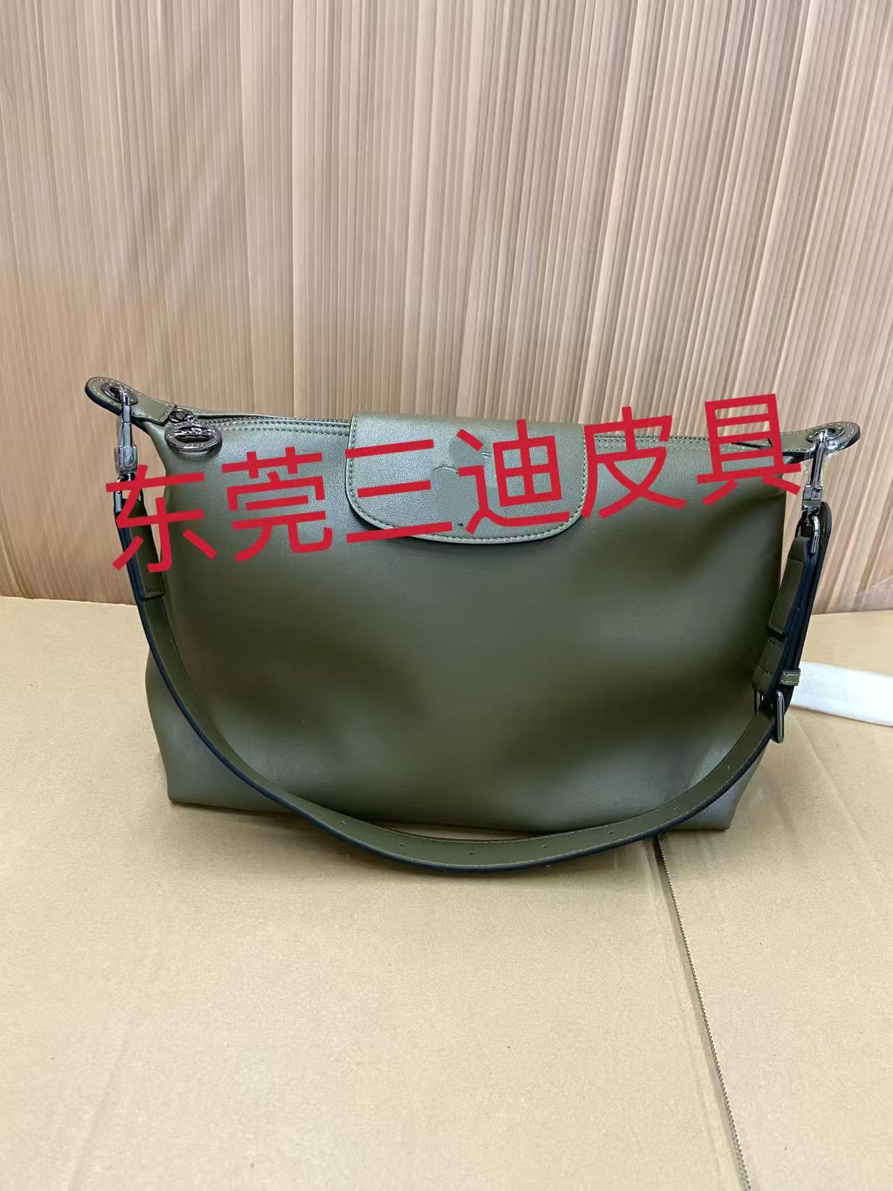 전나무 녹색