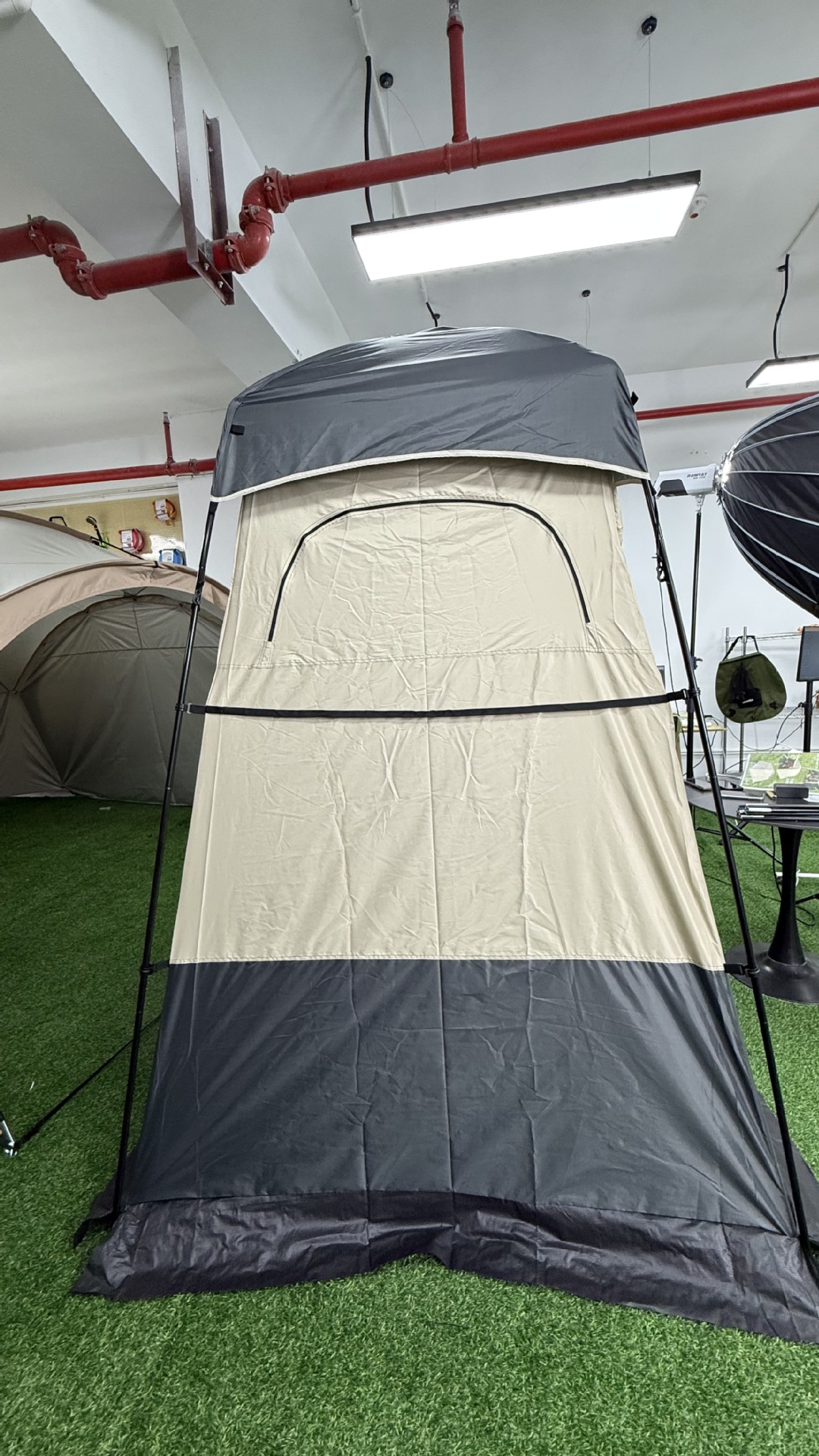 Cross-border bestseller: Extra-large and high-height outdoor changing and bathing tent, camping model changing tent, mobile toilet tent