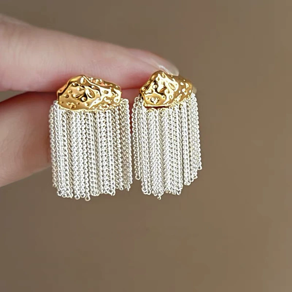 Silver needle, golden silver chain with tassels