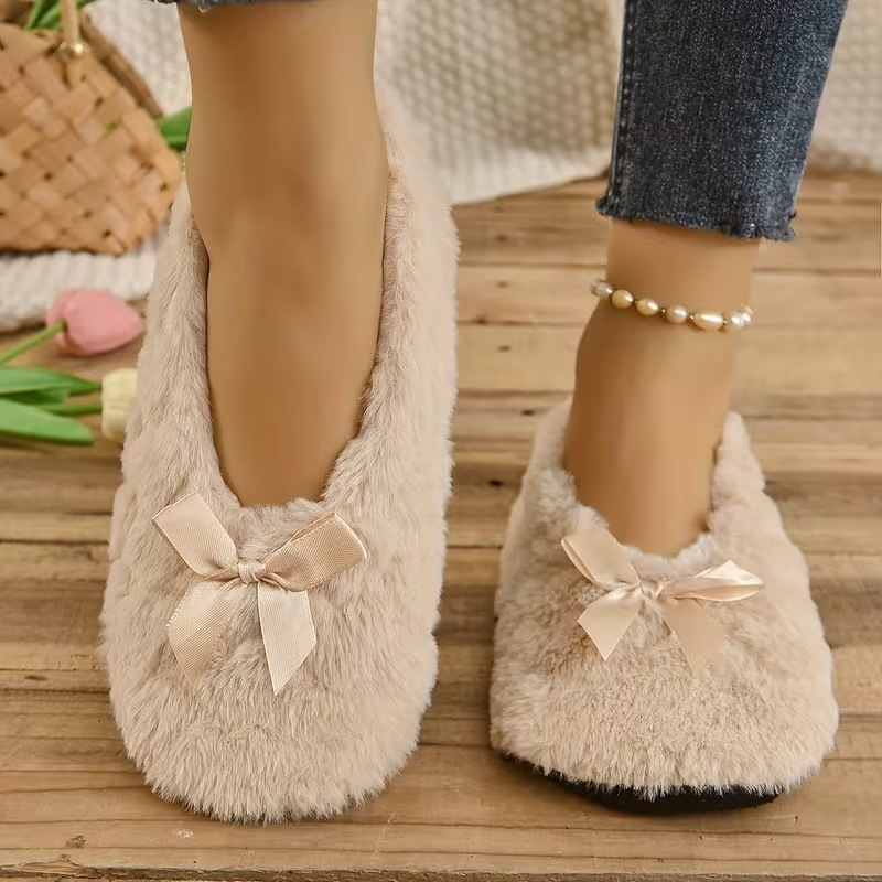 Temu Cross-Border Furry Slippers for Home Use, Soft-Soled, Non-Slip, Autumn and Winter Cotton Slippers, Heart-Shaped, Indoor Warm Floor Slippers