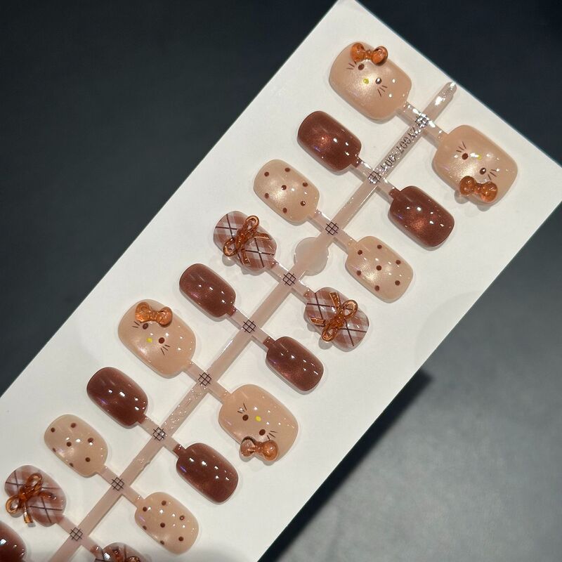 Xiaohongshu Nail Art Popular Cute Kitty Cat Eye Wearable Nails Fake Nails Finished Nail Pieces Wholesale 30 Pre-Made Nails
