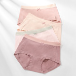 60支新疆长绒棉内裤女士纯棉全棉裆女生中腰抗菌透气无痕裤头少女