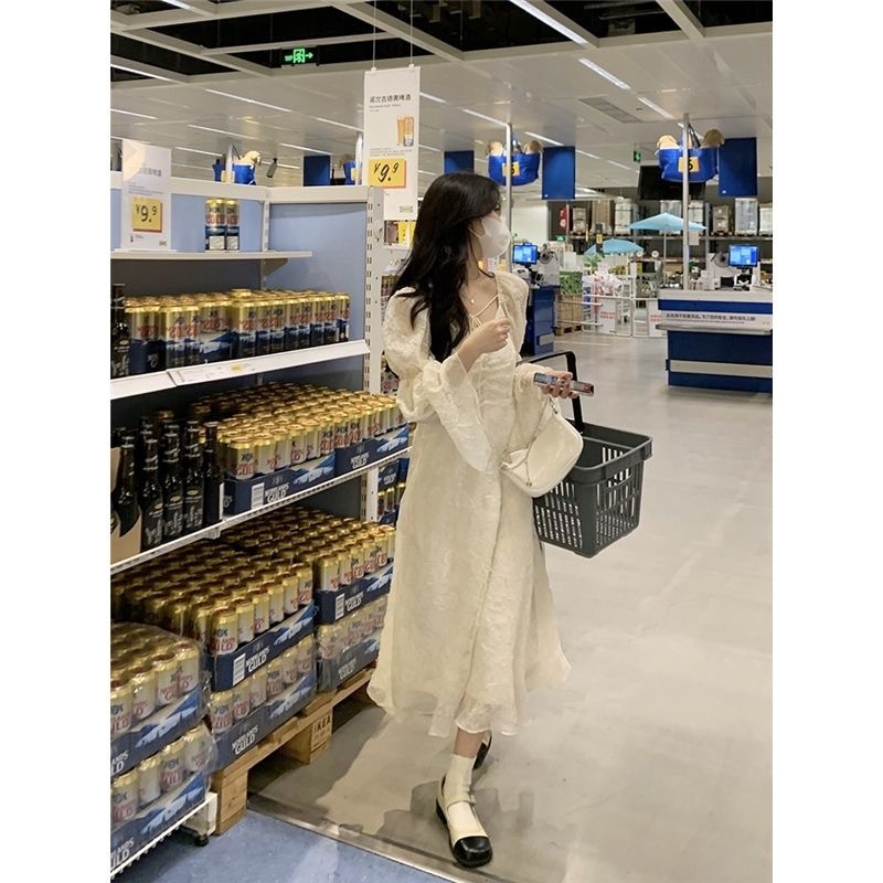 2025春秋季新款赫本风法式连衣裙女设计感很仙的长裙收腰长袖别致|undefined