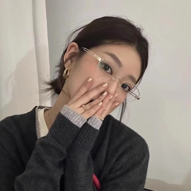 韓国版メタルゴールドエッジオーバルハーフフレームメガネ、クールでハイセンスな女性用ブルーライト防止メガネ、無地近視フレーム|undefined