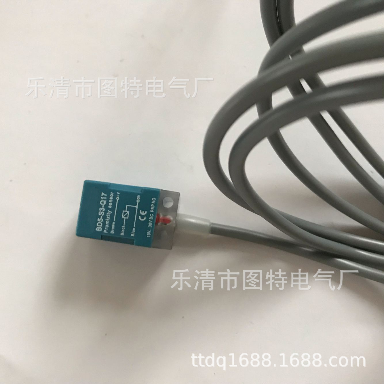 销售 实物拍摄 全新方形接近传感器 BD5-S3-Q17 质保一年