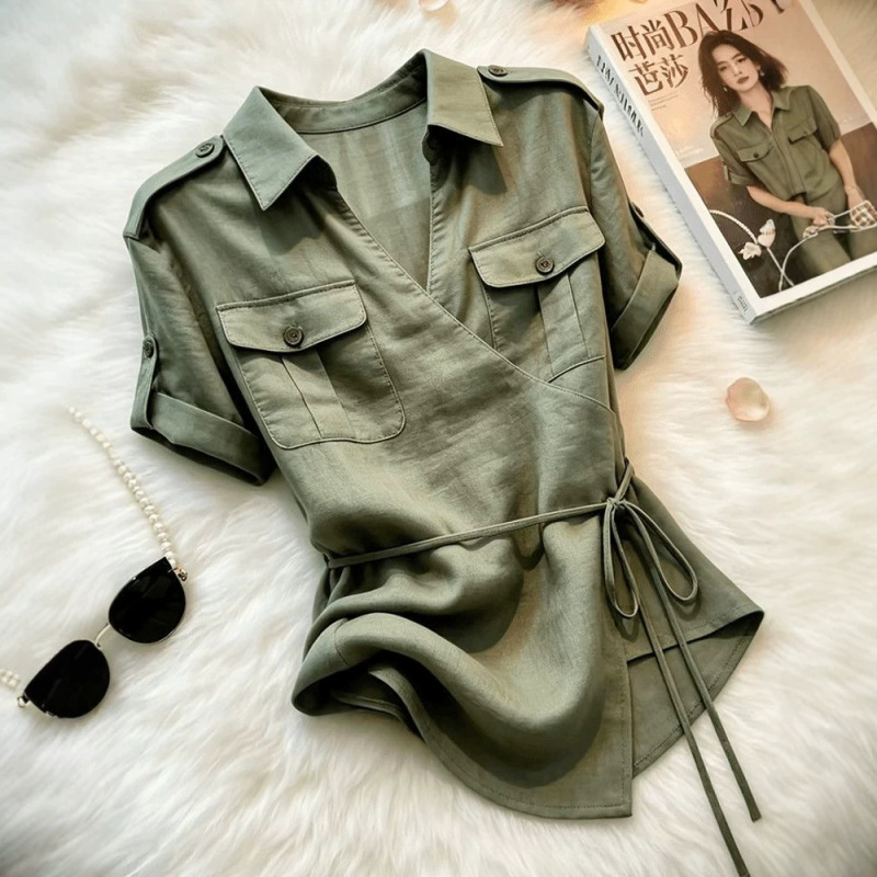 Super Stylish and Chic Army Green Short-Sleeved Work Shirt with Lapels for Women, Summer Waist-Cinching Tie-Up Top with a Professional Look Super Stylish and Chic Army Green Short-Sleeved Work Shirt with Lapels for Women, Summer Waist-Cinching Tie-Up Top with a Professional Look