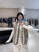 背心马甲毛衣秋冬新款复古提花摇粒绒仿羊羔毛夹棉马甲毛毛背心女