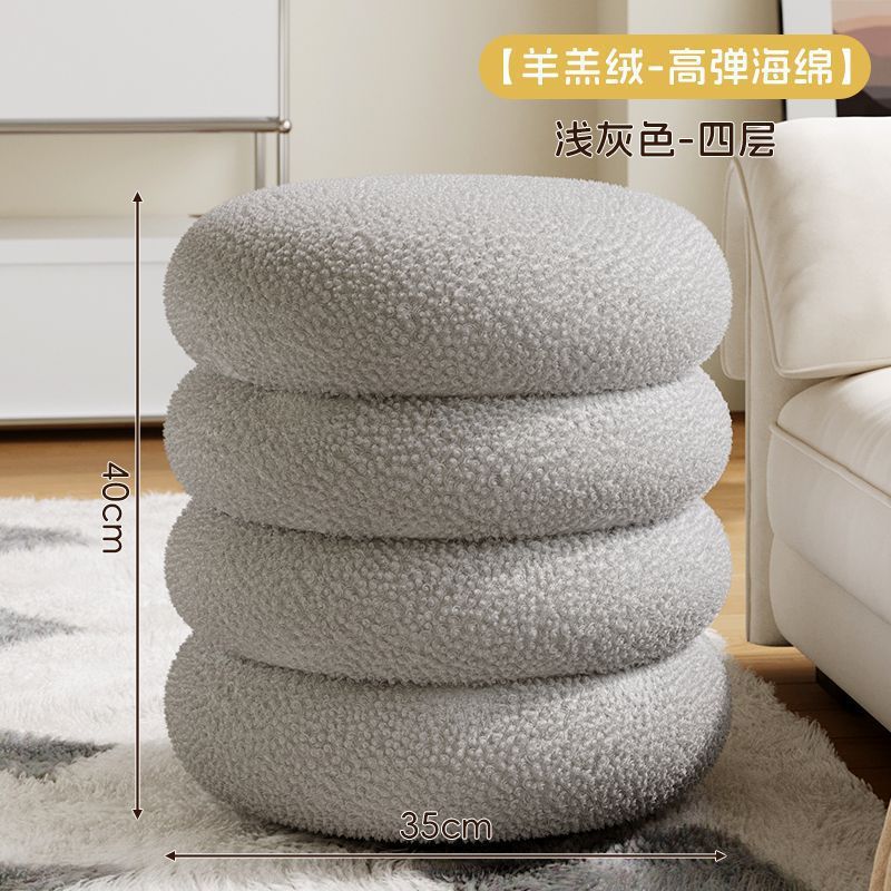 クリームスタイルの家庭用小さなスツール、小さなベンチ、ラウンドスツール、背もたれ椅子、靴交換用スツール、ソファスツール、リビングルームのコーヒーテーブルの横にある低いスツール|undefined