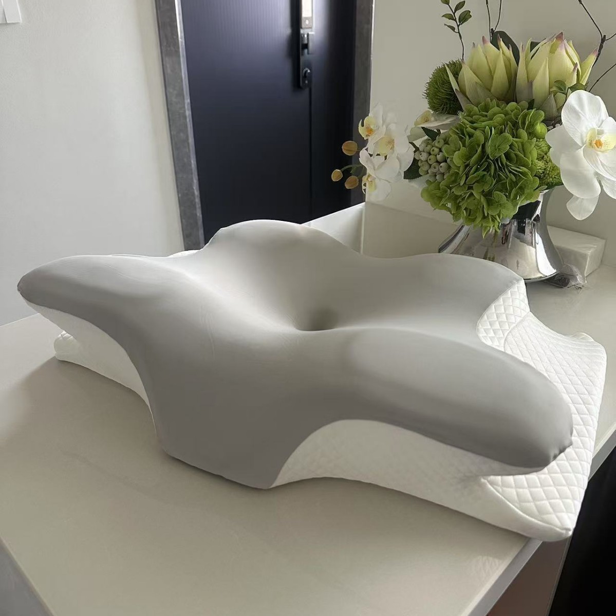 almohada de memoria almohada de algodón de rebote lento almohada de memoria almohada de cuello tipo una almohada de mariposa almohada cervical al por mayor ventilación y compresión relajante image 8