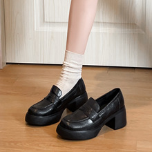 �F؛~�]������Ƥܛ����пچ�ЬŮ�ָ߸���ɫСƤЬ�A�^���|�ٴ�