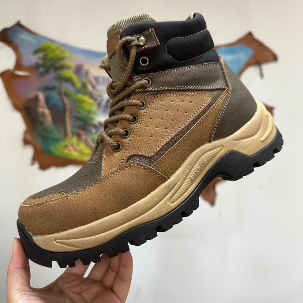 ShoeGlobe ShoeGlobe 23 Thick-Soled Ski High-Top Mountaineering New Waterproof Non-Slip Thickened Wool Warm Snow Boots Men's Ultra-Light_voghion.com