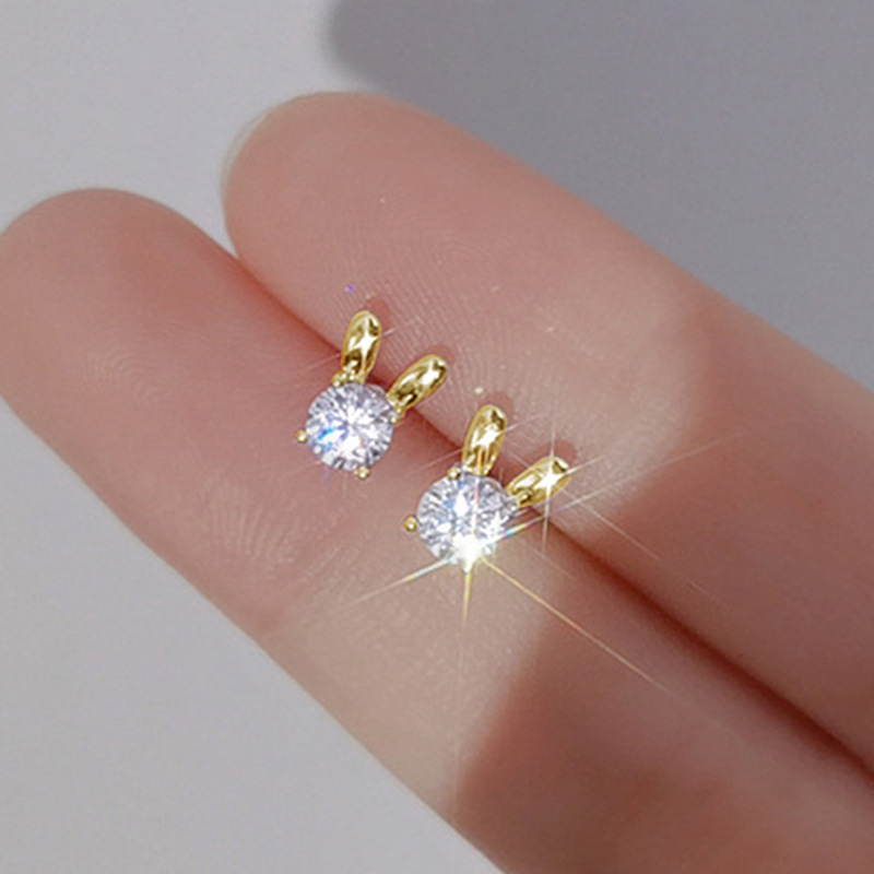 Copper cute fashionable elegant earrings with zircon