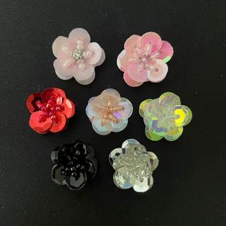 工厂直销串珠亮片花朵 约2CM亮片手工小花 服装辅料DIY箱包帽鞋花