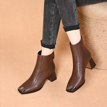 【外贸跨境】真皮方头粗跟7m高跟金属包头侧拉链内里加厚保暖短靴