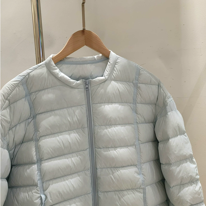 Бархатная короткая демисезонная легкая и тонкая пуховка, утка-пух, oversized, круглый ворот