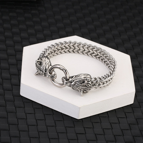Weiwan: Trendy, Stylish Men's Titanium Steel Lion-Head Bracelet with a Hip-Hop, Rock, and Fashionable Edge