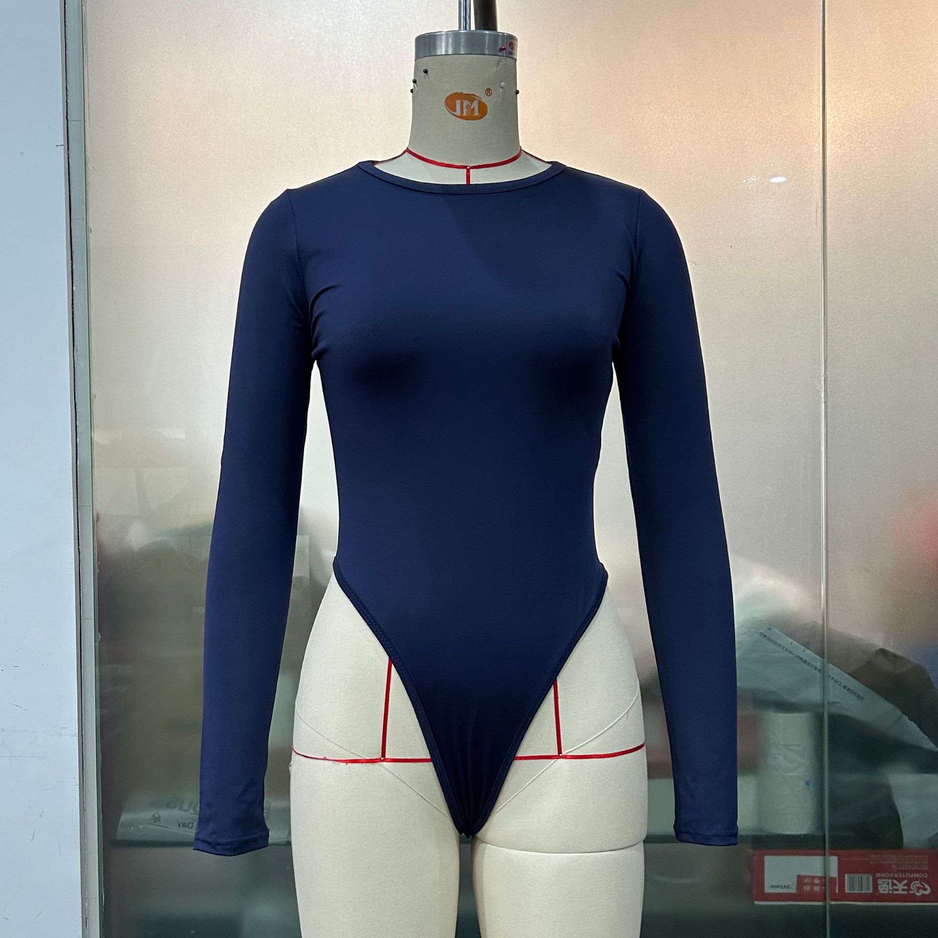 Las mujeres transfronterizas de manga larga traje apretado de cuello redondo superior burst hebilla bottoming camisa Otoño e Invierno Nuevo SU3650