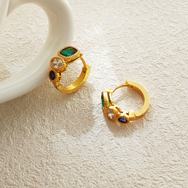 Copper retro geometric green design earrings with zircon