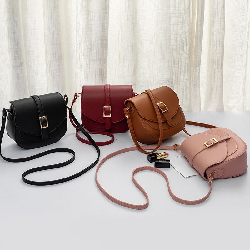 Minimalist Metal Buckle Flap Crossbody Bag With Adjustable Shoulder Strap, Versatile 2026 Commuter Women's Fashion Saddle Bag - Thumbnail 4