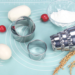 Stainless steel dumpling wrapper mold three-piece set of dumpling wrapper cutting tool round flower shaped biscuit mold dumpling wrapper pressing tool