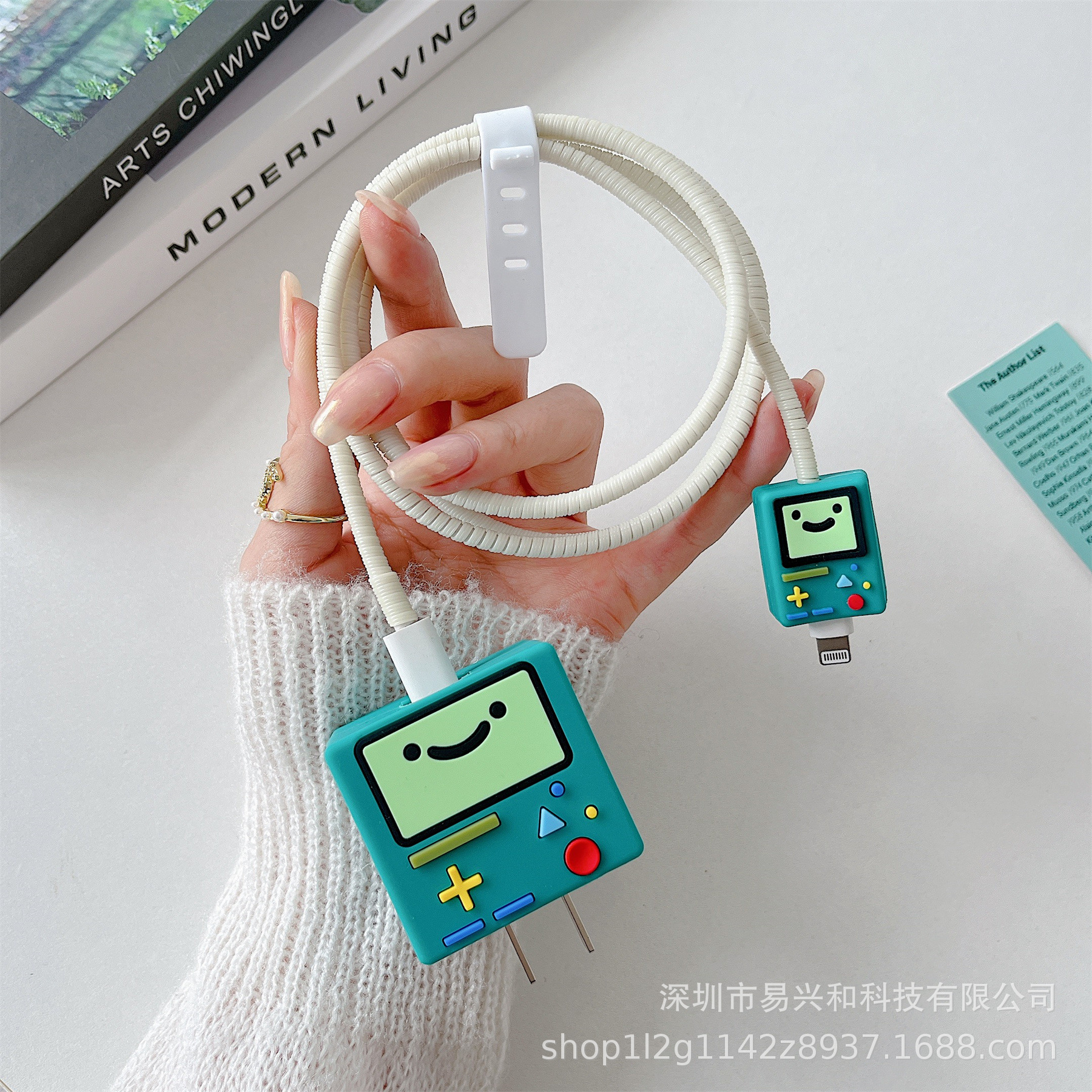 Aplicable Apple 18W / 20W cargador de cabeza de cubierta cargador de cubierta de cable de datos cubierta de 4 piezas al por mayor