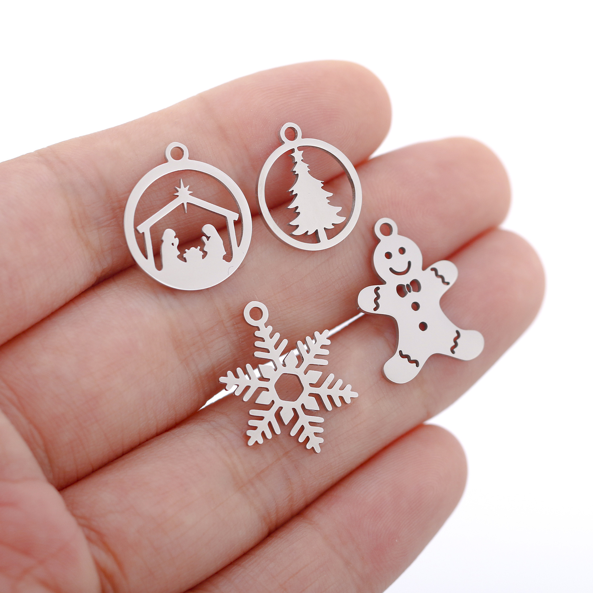 304 Stainless Steel Material 5 PCS/Package 13*16mm 14*19mm 304 Stainless Steel Christmas Tree Snowman Snowflake Pendant