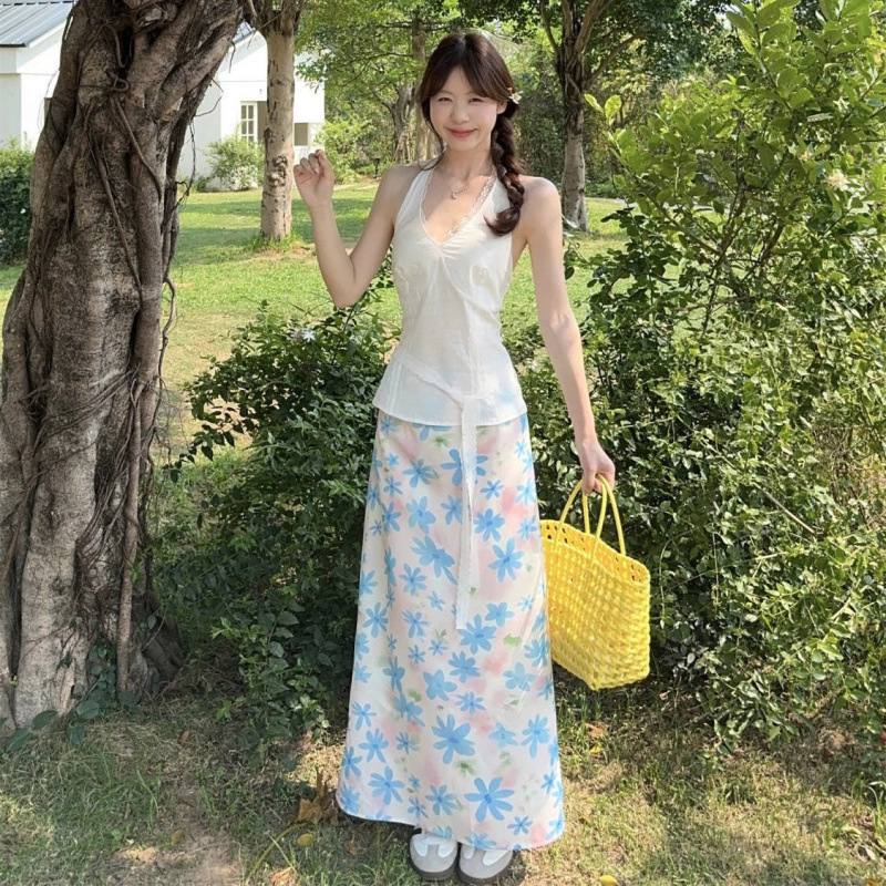 海边度假穿搭套装甜辣妹蕾丝挂脖吊带上衣女夏季碎花半身裙两件套|undefined
