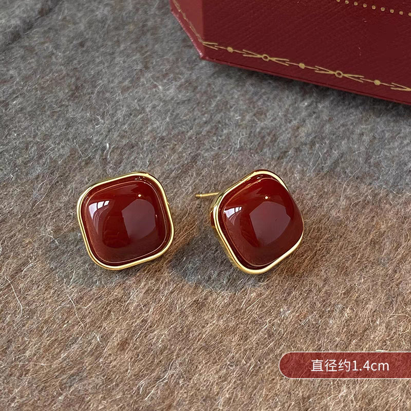 30#Square red gemstone earrings