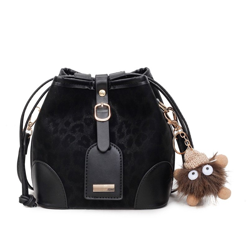 Bolso de moda de alta calidad para mujeres otoño y invierno 2025, nuevo estilo de moda, bolso de hombro universal, bolso de tendencia.