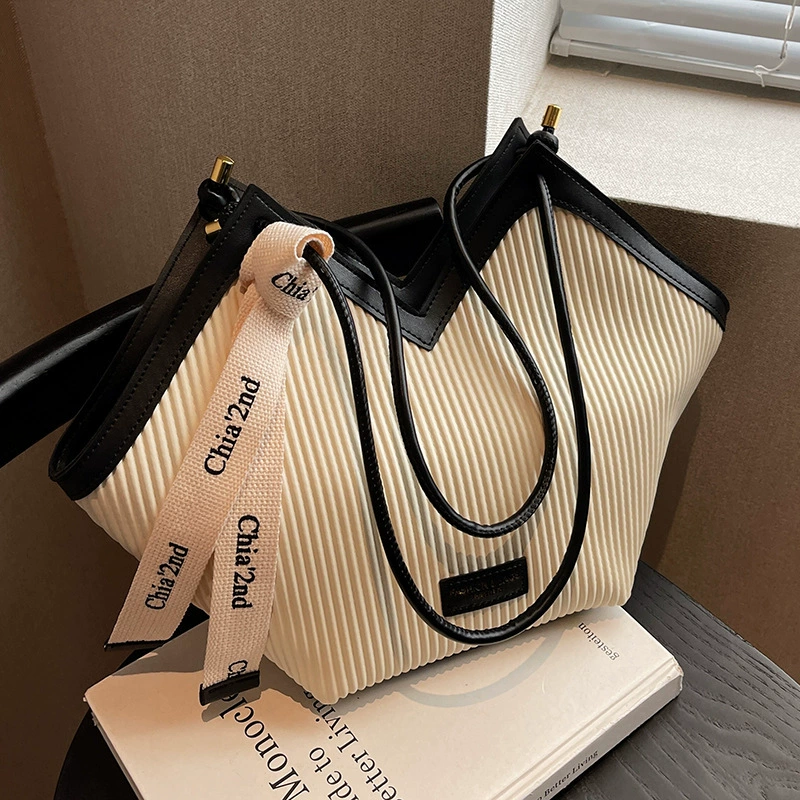 Capacious One-Shoulder Tote Bag, Korean Style, Custom Made, Large Capacity