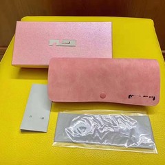 オリジナルのメガネケース。 サングラス用のケース。 カウンターメガネケース