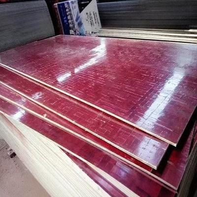 建筑模板木工红板实木板松木板光面多层工地工程大小红板建筑模板
