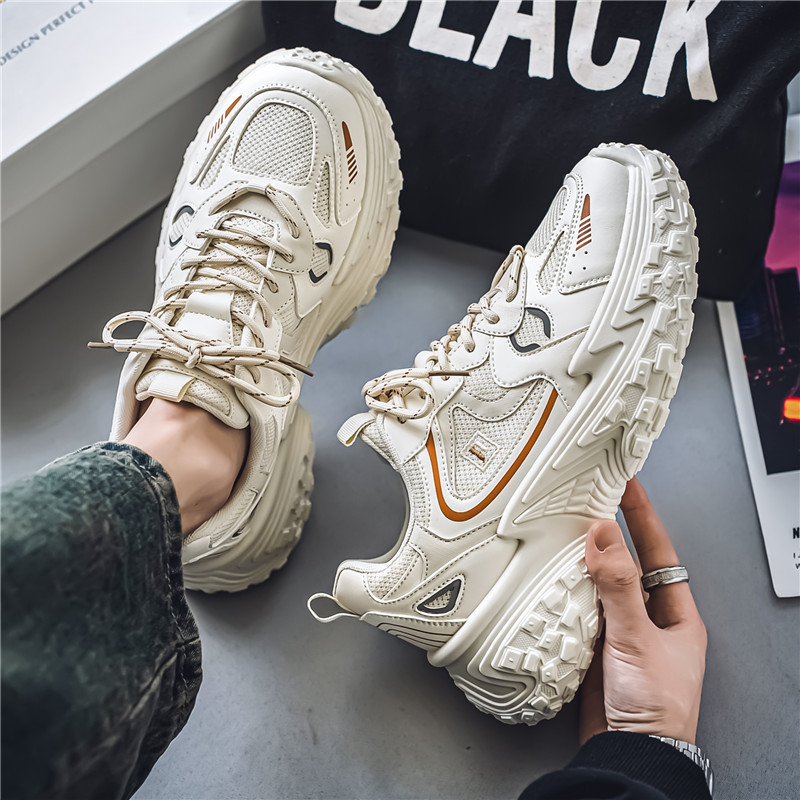 Demi-season white breathable shoes