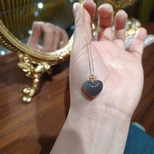 Jin Yu Tang Boutique Smoke Purple Peach Heart Pendant Exquisite Purple 18k Gold Inlay Upper Body Expensive Small and Exquisite