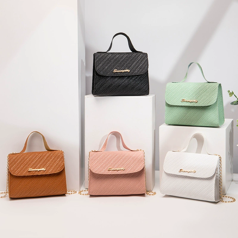 Повседневная небольшая квадратная сумка осень и зима новая женская сумка оптовая минималистская сумка с тиснением цепная сумка трансграничная bags